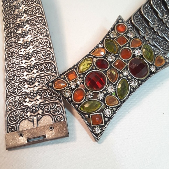 Geometric Bejeweled Armor Link Statement Belt - Picture 4 of 6